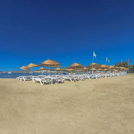 Kassandra Hotel 2*
